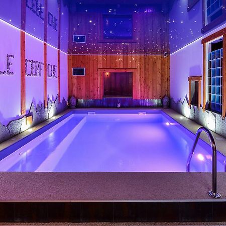 Chalet Cerf Che Serre Chevalier Esterno foto