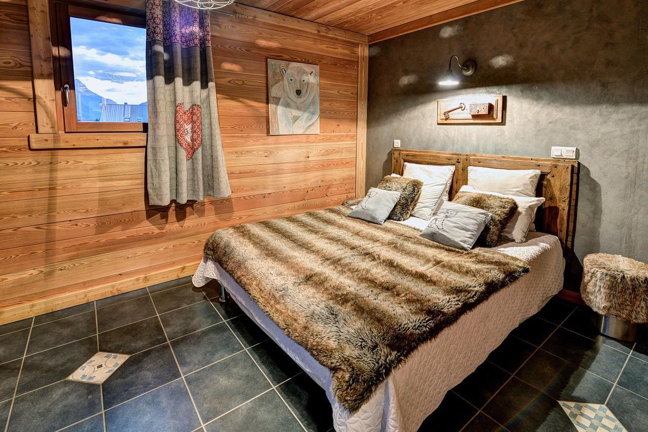 Chalet Cerf Che Serre Chevalier Esterno foto