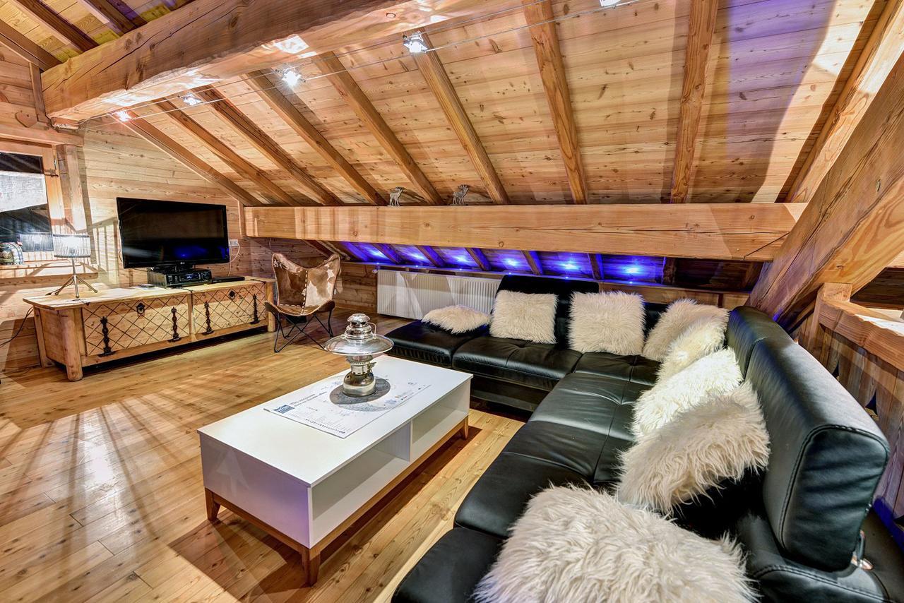 Chalet Cerf Che Serre Chevalier Esterno foto